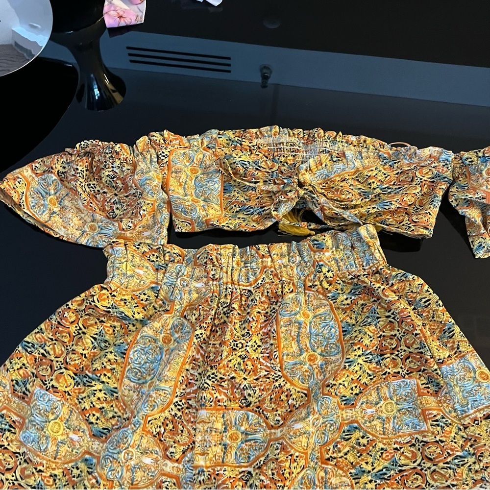 2 Piece Set Custom Made Multicolored Size M - image 7